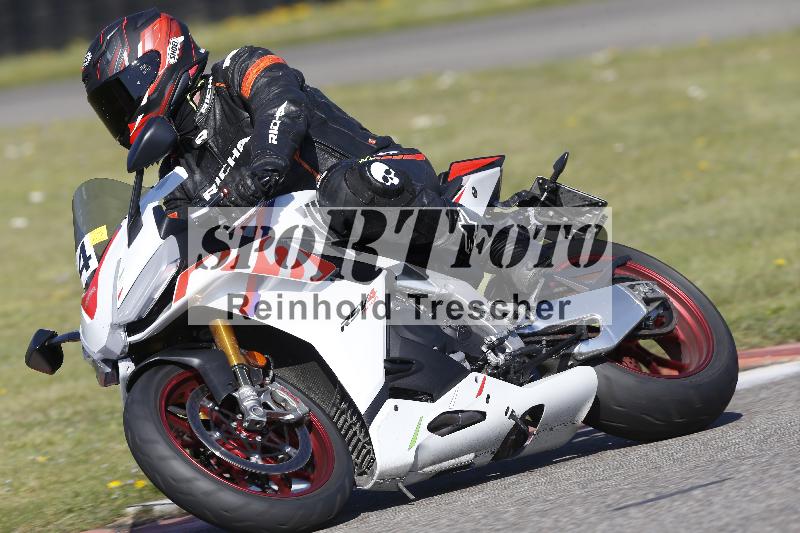 Archiv-2025/03 04.04.2025 TZ Motorsport ADR/Gruppe gruen/4